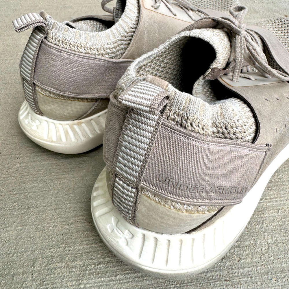 Woman’s shoes